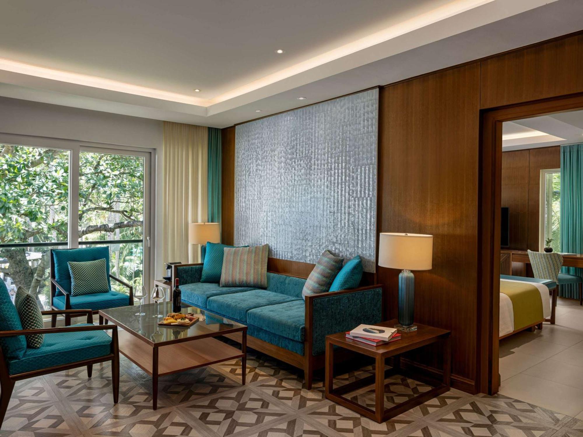 โมเวนปิค รีสอร์ต แอนด์ สปา โบราไกย์ Hotel Yapak ภายนอก รูปภาพ A suite at the Taj Bengal