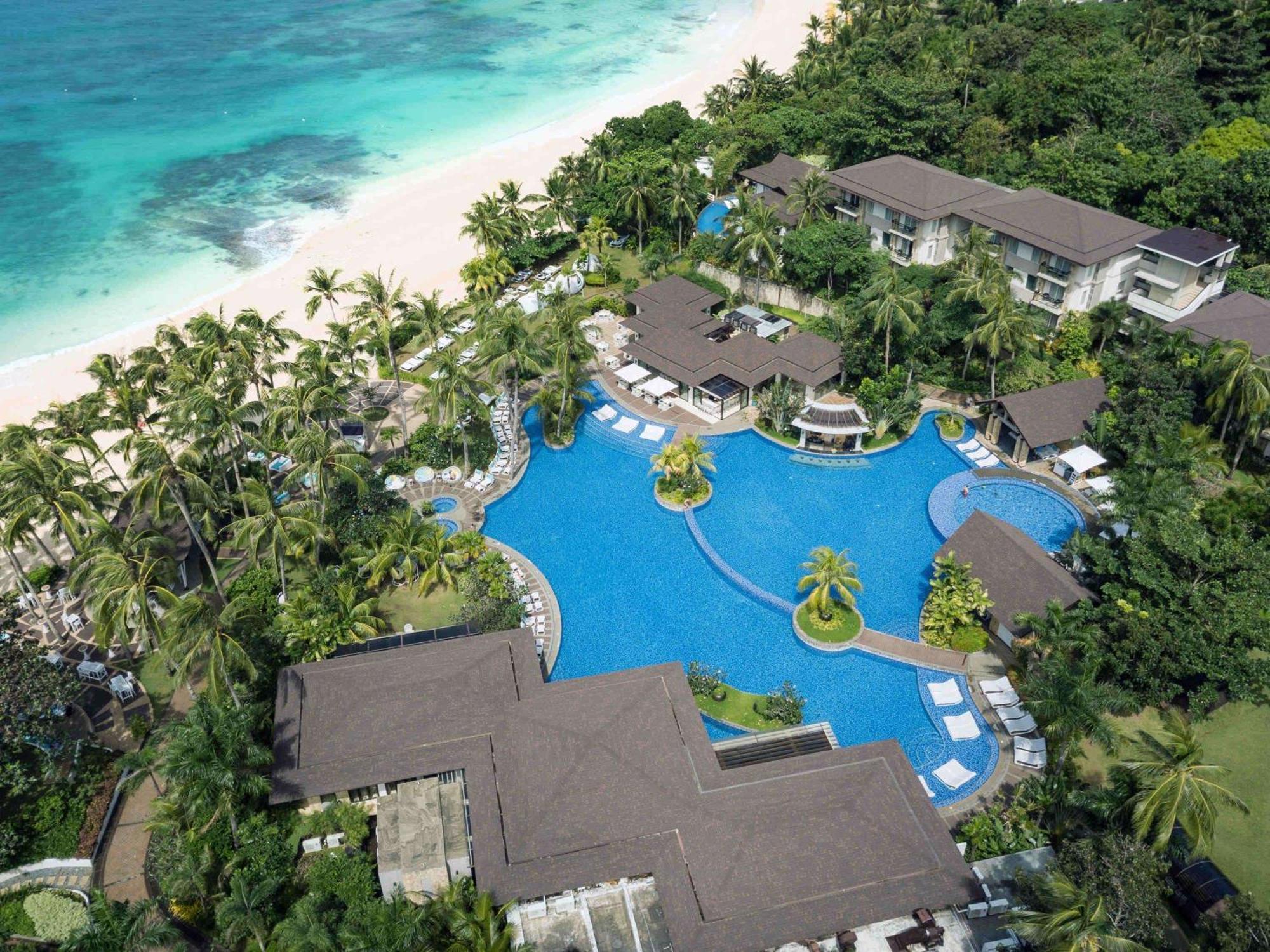 โมเวนปิค รีสอร์ต แอนด์ สปา โบราไกย์ Hotel Yapak ภายนอก รูปภาพ Aerial view of the resort