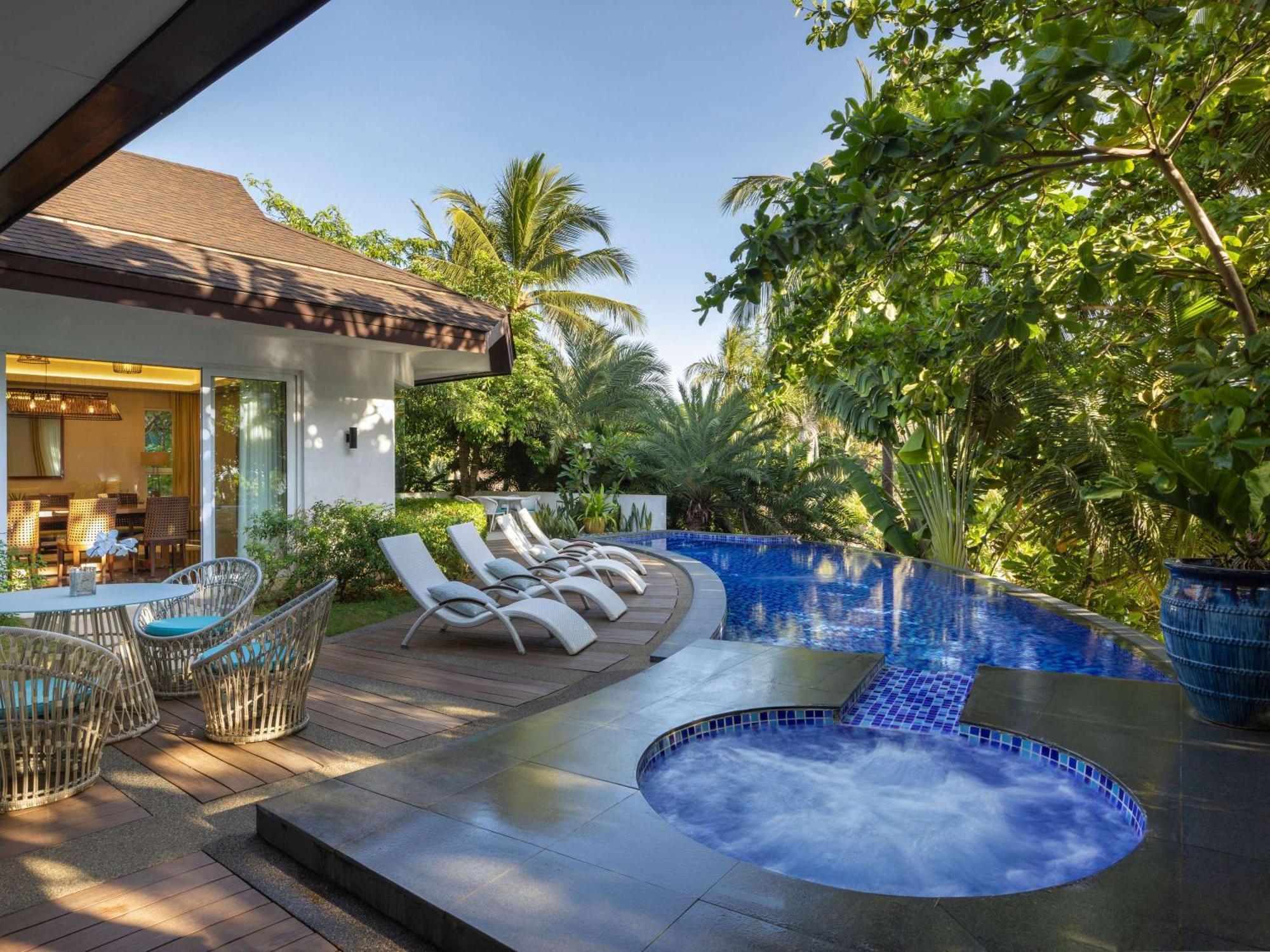 โมเวนปิค รีสอร์ต แอนด์ สปา โบราไกย์ Hotel Yapak ภายนอก รูปภาพ A pool villa at the resort