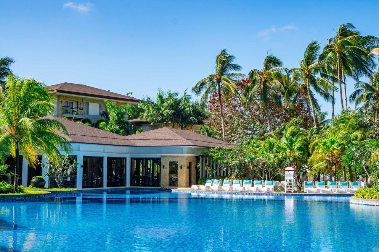 โมเวนปิค รีสอร์ต แอนด์ สปา โบราไกย์ Hotel Yapak ภายนอก รูปภาพ The swimming pool at the resort